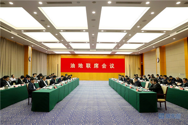 油1.jpg 油1.jpg