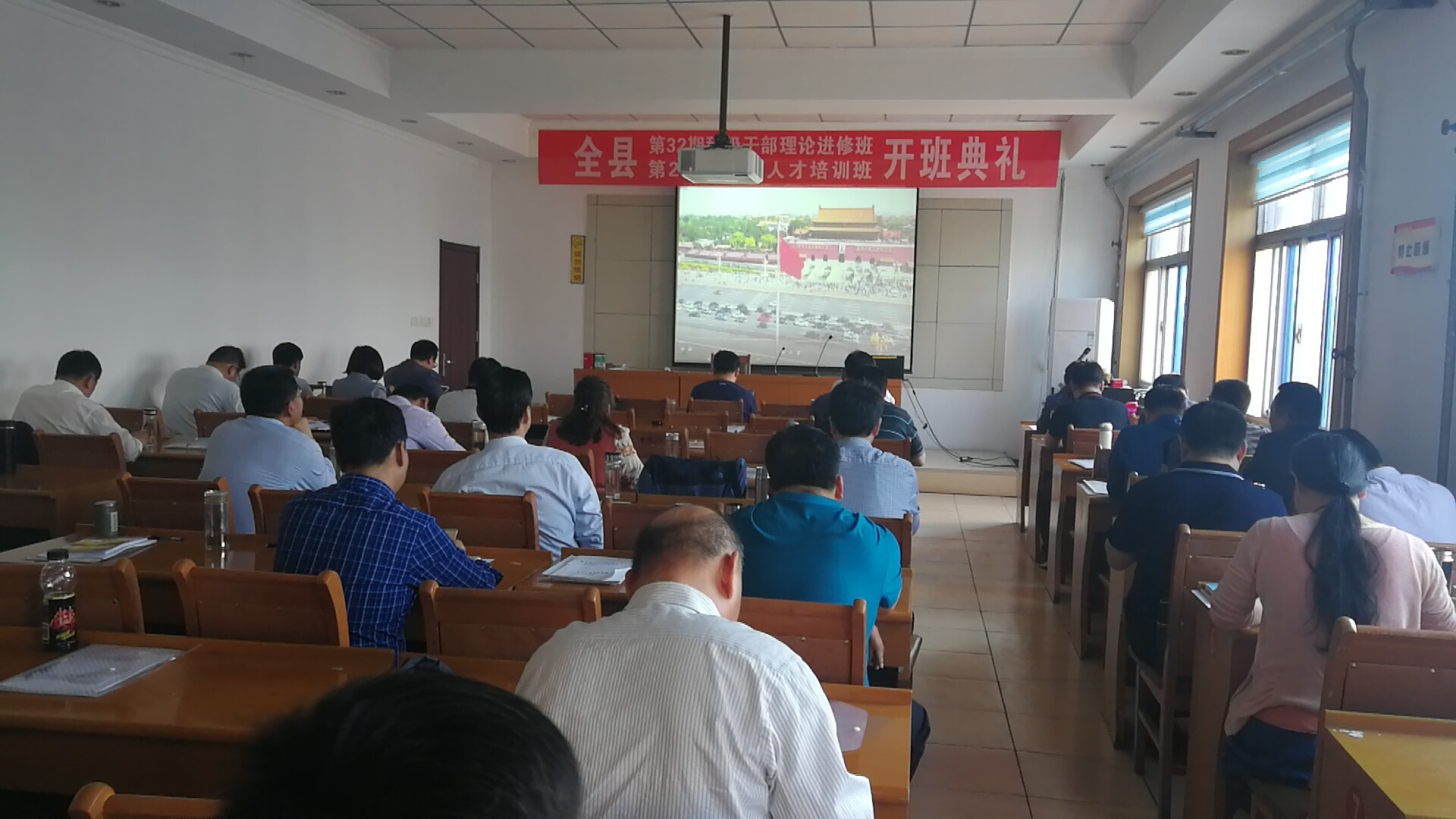 微信图片_20190517135859.jpg
